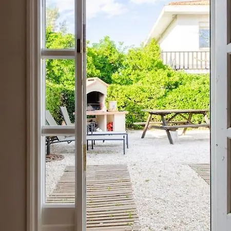 Solera Grand T3 Et Jardin A 30 M De La *